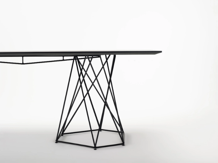 ASYMMETRY-Table-Ross-Gardam-410930-rele19331d6.jpg